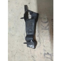 кронштейн переднего бампера Audi A4 (B8) 2007-2015 2009/12 8K0807284