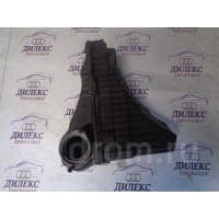 корпус воздушного фильтра VW Touareg 2002-2010 2003 7L6128607