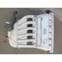 Коллектор впускной VW Touareg I 7L 2002-2010г 022133201AJ
