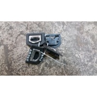 Ручка крепления багажника Audi A6 Allroad C5 quattro 2000-2005г 2003 1J0864203B