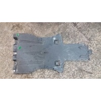 Защита антигравийная КПП VW Touareg I 7L 2002-2010г 2005 7L8825231A