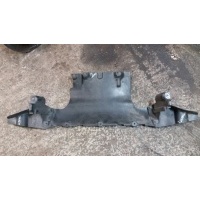 Пыльник двигателя VW Touareg I 7L 2002-2010г 2005 7L0825285B
