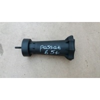 Болт крепления запасного колеса VW Passat B5+ 2003 3B0803899H