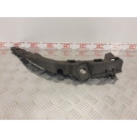 Кронштейн переднего бампера правый Volkswagen Passat 5 (1997-2000) 1997 3B0807050B