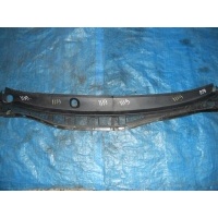 решетка под лобовое стекло MAZDA PREMACY CREW C235507R0C, C235507S0D