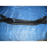 решетка под лобовое стекло TOYOTA IPSUM ACM21W 55708-44100