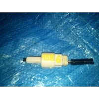 концевик под педаль тормоза TOYOTA AVENSIS AZT250 84340-09020