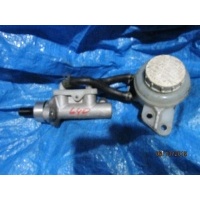 главный тормозной цилиндр MITSUBISHI COLT Z25A MR569984
