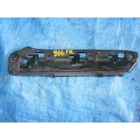 крепление бампера VOLKSWAGEN TOURAN 1T3 1T0807050