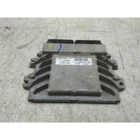 Блок управления двигателем renault Sandero 2009-2014 8201056019