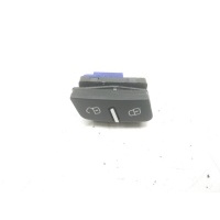 Кнопка центрального замка volkswagen Touareg 2010-2018 7P6962125A