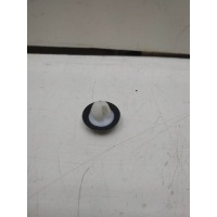 Крепеж skoda Rapid 2013> 5J0867276