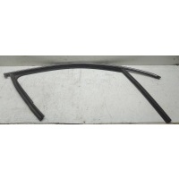 Уплотнитель стекла двери передней правой skoda Superb (B6) 2009-2015 3T0837432E