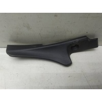 Уголок жабо левый renault Sandero 2009-2014 8200763640