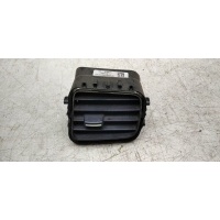 Дефлектор воздушный центральный renault Logan II 2014> 687501077R