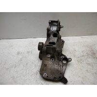 Кронштейн генератора renault Logan II 2014> 688300553R