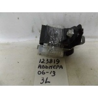 Ремень безопасности задний левый nissan Almera Classic (B10) 2006> 8884495F0B