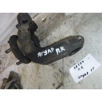 Кулак поворотный передний правый jaguar XТ C2S25283