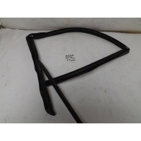 Уплотнитель стекла двери задней правой volkswagen Touareg 2002-2010 7L0839432C