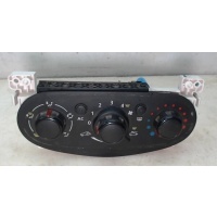 Блок управления отопителем renault Logan II 2014> 275106764R