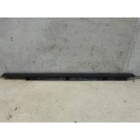 Бархотка двери задней правой наружняя audi Q3 2012- 8U0839478