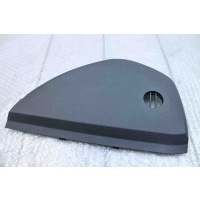 Накладка торпедо торцевая правая Skoda Octavia A5 2009+ 1Z085750447H