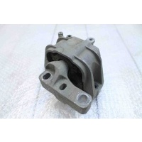 Опора двигателя правая Skoda Octavia A5 2009+ 1K0199262L