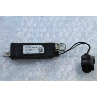Усилитель антенны Audi Q7 2005-2015 4L0035225