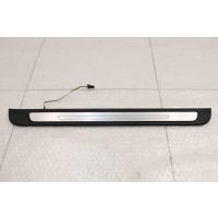 Накладка порога передняя правая Audi A7 4G 2010-2014 с 4G8947406C