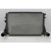 Интеркулер Skoda Octavia A5 Yeti Superb 1K0145803BM