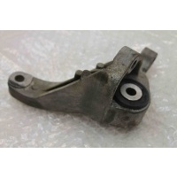 Кронштейн КПП нижний Volvo V50 S40 C30 2004-2012 30723850