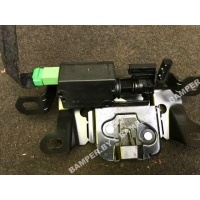 Замок багажника Volvo C30 R 2010 30784739