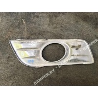 Заглушка (решетка) в бампер передний Volvo V50 2009 30779100