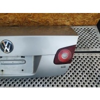 Фонарь крышки багажника правый Volkswagen Jetta 5  2005