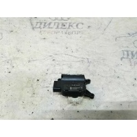 моторчик заслонки печки VW Passat (B6) 2005-2010 26.04.2006 1K0907511D