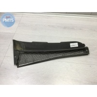 Накладка декоративная (дождевик)  RENAULT LAGUNA I 1997 7700843094