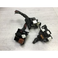 Прочие элементы электрооборудования TOYOTA RAV 4 II 2003 9098702016