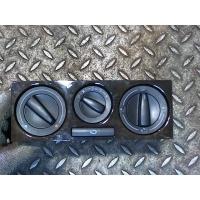 Переключатель отопителя (печки) Volkswagen Golf 4 1997-2005 1999 1J0820045F