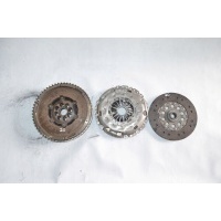 Колесо двухмассовый mazda 5 6 2.0 citd rf7j комплект