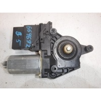 Моторчик заднего левого стеклоподъемника Volkswagen Passat B5 1996-2005 3B5839751G