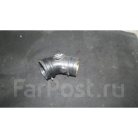 патрубок воздушного фильтра Audi A4 (B7) 2004-2009 2006 06b133356s