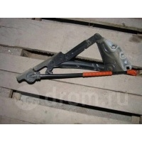 петля капота VW Golf V Plus 2005-2014 2006 5M0823301
