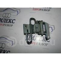 петля двери VW Touran 2010> 2011 1T0831412C