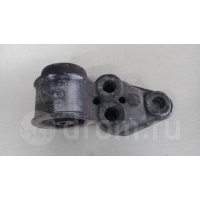 кронштейн балки VW Passat (B5+) 2000-2005 2003 4B0501521E