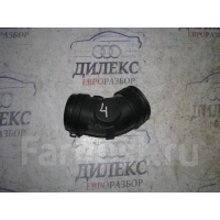 патрубок воздушного фильтра Audi A4 (B7) 2004-2009 2007 06b133356s