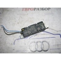 усилитель антенны VW Passat CC 2008-2017 2008 3C8035552E