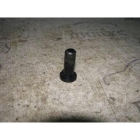 крепеж Audi A6 (C6 4F) 2004-2011 2006 8d0121200