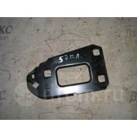 кронштейн усилителя переднего бампера Audi A4 (B8) 2007-2015 2009 8K0805499