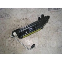 домкрат VW Golf V Plus 2005-2014 2006 1k0011031c