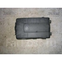 крышка аккумулятора VW Tiguan 2007-2011 2009 3C0915443A